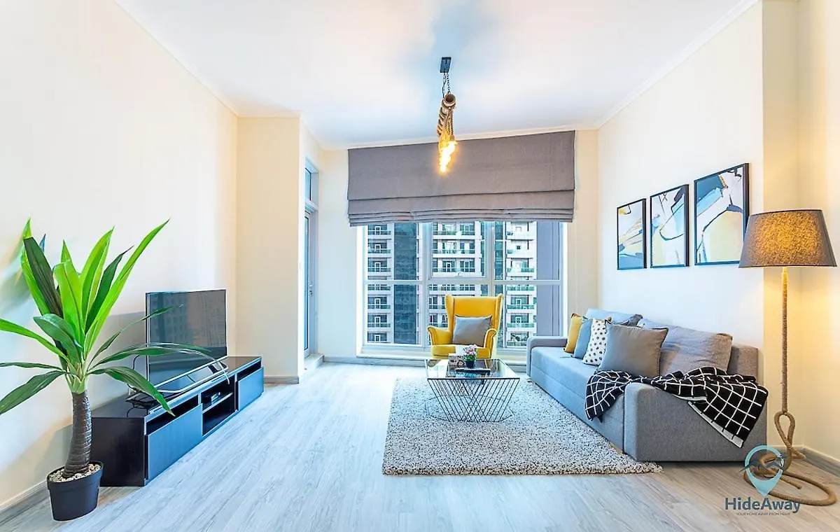 1Br Modern, Stylish L Mins To Beach L Dubai Marina 0*,  United Arab Emirates